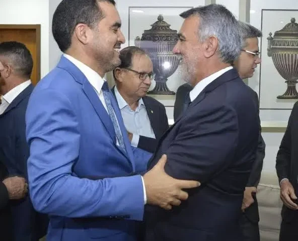 33d0c2b85bc1e47999bef1a20172b265 (2)